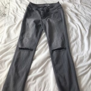 Knee slit grey jeans